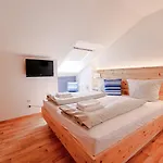 Belvita 2 Mit Hallenbad & Sauna - In Ruhiger Zentrumsrandlage Lägenhet