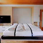Belvita 2 Mit Hallenbad & Sauna - In Ruhiger Zentrumsrandlage Lägenhet *